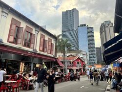 North Bridge Road (D7), Retail #463816251
